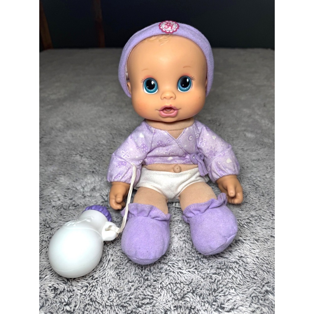 2007 Hasbro Newborn Baby Alive Feed n Kicks Doll Purple Outfit & Bottle Rare '06